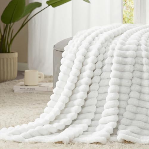 WAVVE Kuscheldecke 220x240 cm - Weiß - Weiche Flanell Fleecedecke, Sofadecke & Couchdecke, Warme Korddecke für Wohnzimmer Deko… – Ansicht 3
