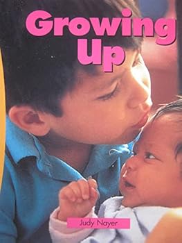 Paperback Growing up (Newbridge discovery links) Book