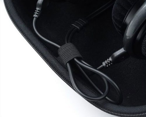 Headphone case for AKG K501 K601 K603 K701 K702 Q701 Denon D2000 Beyerdynamic DT800 DT880 DT990 DT770 DT660 Sennheiser HD800 k271mk2 K501 Sony MDR-CD780 CD1000 CD1700 MDR-SA1000 SA3000 SA5000 Beyerdynamic DT880 DT990 DT770 DT660 HD515 HD555 HD595 HD598 HD500 HD570 HD200 Sennheiser HD518 HD558 HD600 HD650 HD700 HD485 HD465 HD380 EH2270 Audio-technica ATH-AD300 ATH-AD400 ATH-AD500 ATH-AD500X ATH-PRO5MK2 ATH-PRO700 ATH-910PRO ATH-M50SE ATH-M35 ATH-M40FS ATH-M10 ATH-M20 ATH-M30 ATH-SX1a ATH-AD1000X AD2000X ATH-AD900X ATH-AD700X ATH-W3000ANV ATH-W5000 AD1000PRM ATH-ATH-AD700X Denon AH-D2000 AH-D5000 AH-D7000 AH-D7100 JVC HA-M5X M55X JVC HA-DX2000 SHURE SRH840 SRH440 SHR550 SHR940 24cm x 20cm x 12cm and Other headphones