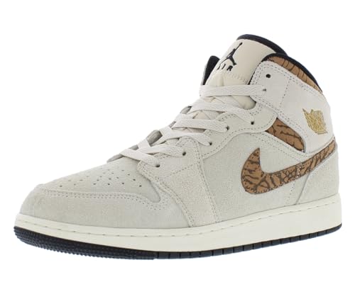 Jordan Boy's Air 1 Mid SE (Big Kid) Light Orewood Brown/Metallic Gold/White/Light British Tan/Sail 5.5 Big Kid M