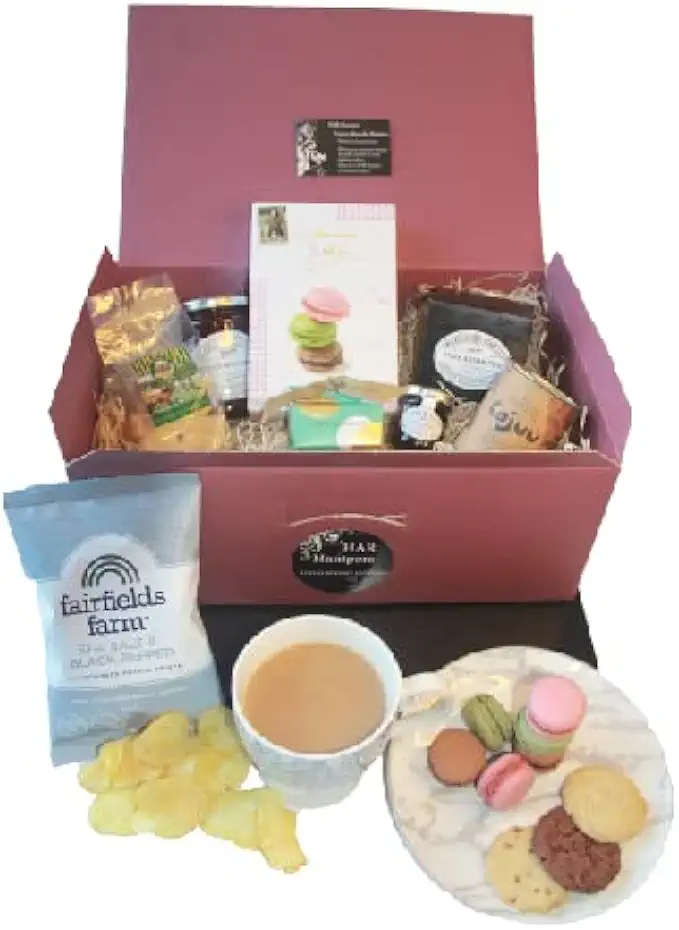 Lyxig eftermiddags presentkorg med matgåvor