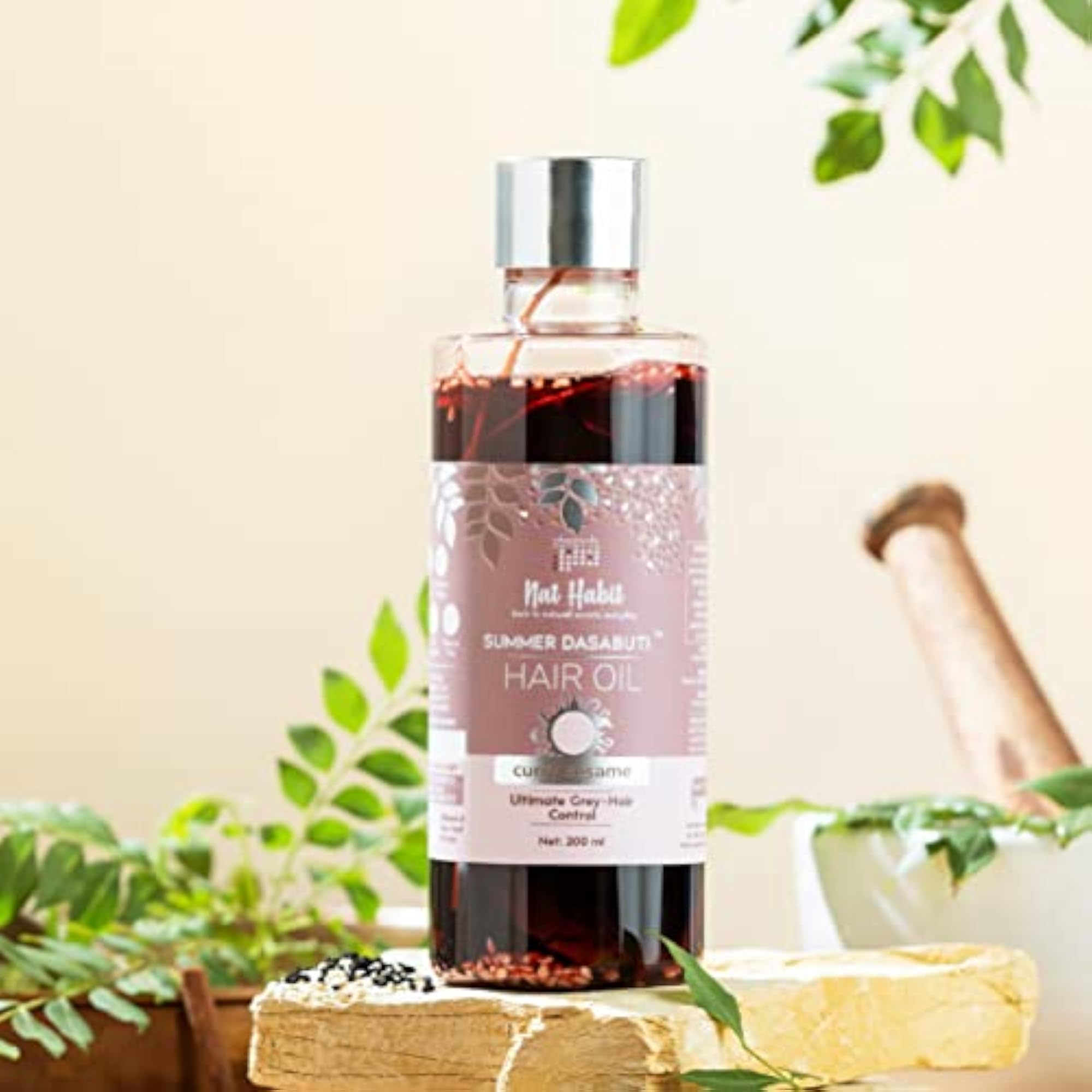 Curry Sesame Hair Oil with 16 Herbs, 100ml