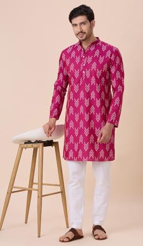Image of Studio Shringaar Men's Cotton Blend Relaxed Fit Ikat Printed Knee Length Kurta
