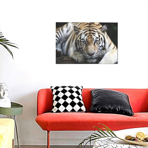 Toile murale moderne pour habiller un mur vide de salon tigre