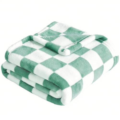Couverture à carreaux et flanelle léopard pour vos soirées cocooning