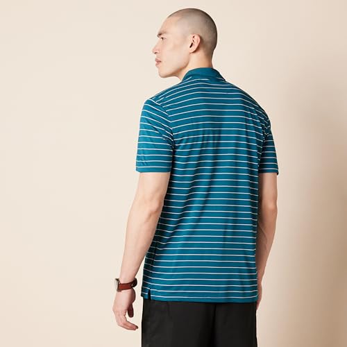 Image of Amazon Essentials Men's Moisture Wicking Golf Polo Shirt, Short Sleeve, Slim-Fit, Quick-Dry