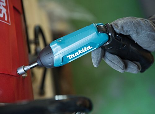 Makita DF001DW 3.6V Lithium Ion 1/4" Cordless Screwdriver and Accessory Kit, Blue Makita DF001DW 3.6V Lithium Ion 1/4" Cordless Screwdriver and Accessory Kit, Blue
