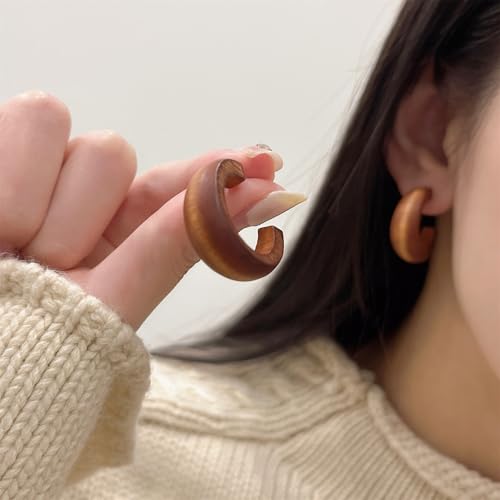 C Wooden Hoop Earrings Vintage Bohemian Nature Wooden Hoop Stud Earrings Natural Lightweight Geometric Retro Earring for Women4