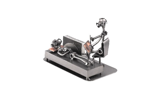 Steelman24 I Omini di Viti Postino I Idee Regalo Originale I Soprammobili in Metallo I Modellino