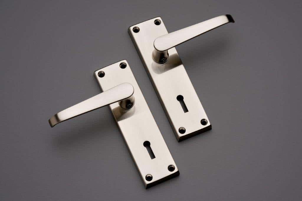 Designer Levers - Victorian Straight Lever Lock Door Handle - Satin Nickel - 1 Pair - Lockable Door Handle - Interior Use - Image 4
