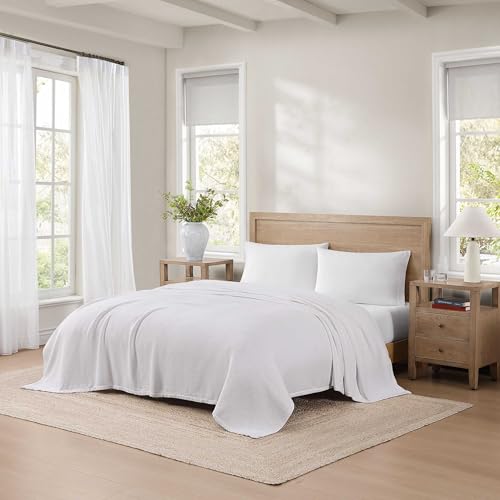 Image of Tommy Hilfiger - King Cotton Blanket, Textured Pique Weave Bedding, Medium Weight Soft Blanket, Anti-Pilling & Fade Resistant, Ideal for Layering, Oeko-TEX Certified (White)