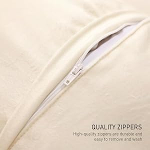 Design Square Classic Chrismas Style Throw Pillow Covers 18×18 Red Plaid Concise Pattern Soft Velvet Cushion Cover Decor Pillowcases for BedLiving RoomOutdoorCar