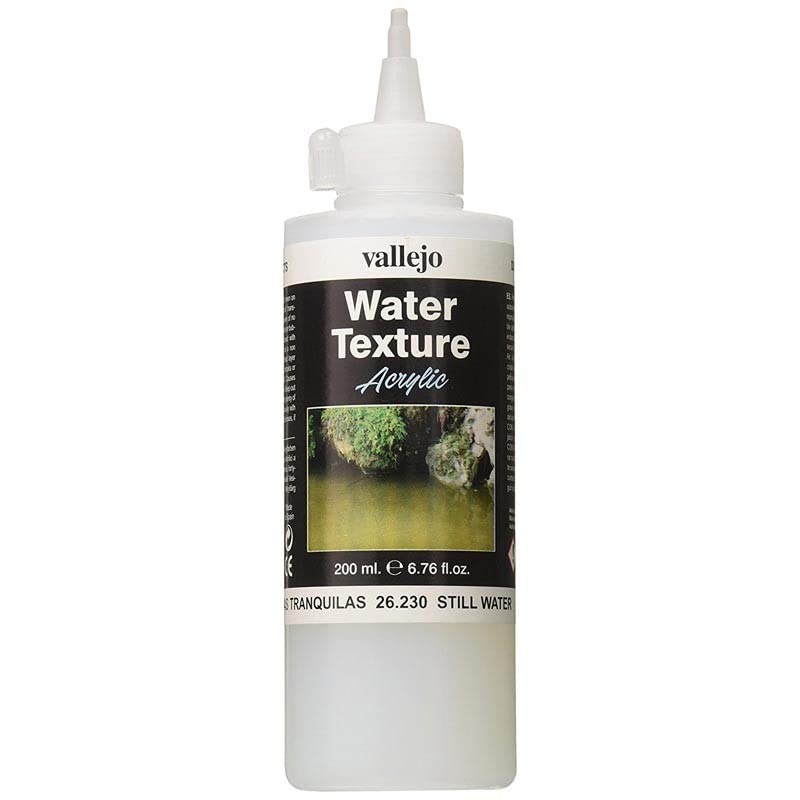 Vallejo 26230. Agua artificial. 200 ml. Producto acrílico a base de agua, formulado para crear ríos, lagos y océanos en maquetas y dioramas.