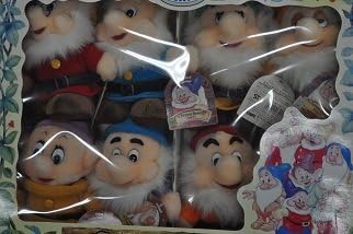 Amazon Disney ディズニーキャラクタープリムール The Seven Dwarfs 七人の小人 おもちゃ雑貨 おもちゃ