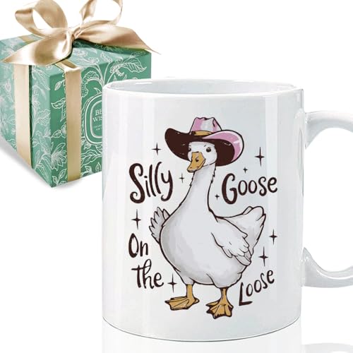 Puouoonyi Funny Silly Goose on the Loose Gifts for Women, Cute Silly Goose Coffee Mug Gift for Friends Sister Bestie, Christmas Birthday Gifts for Girlfriend Coworkers Wife 11oz