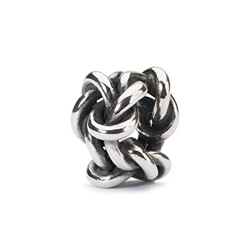 Le perline in argento di Trollbeads sono realizzate a mano in argento sterling 925 con dettagli curati che ispirano e sorprendono