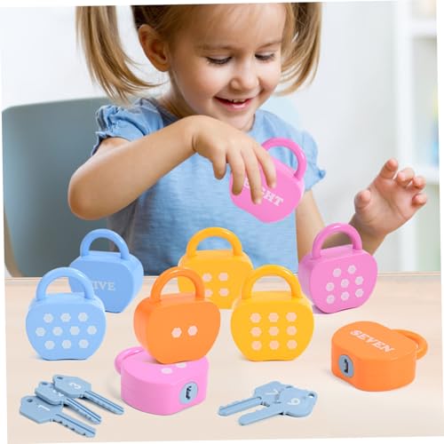 Jouets de serrure et clé Montessori pour occuper les enfants en voyage