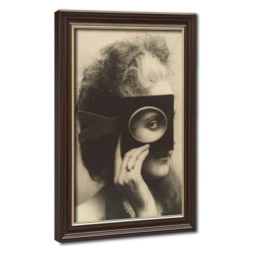 Impression sur toile contre les murs vides du bureau professionnel