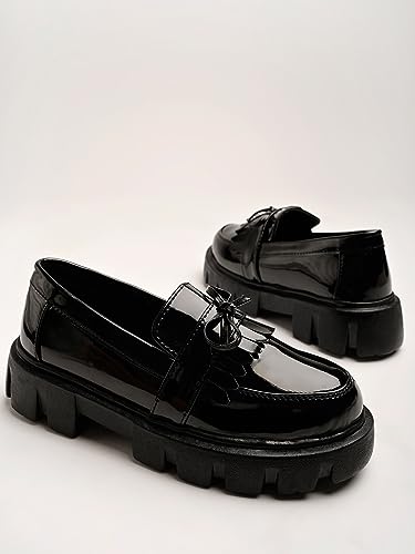 Image of Shoetopia Women Pull On Loafers