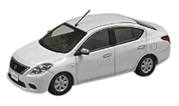 (未使用･未開封品)　J-Collection 1/43 Nissan Latio (バーニングレッド) 完成品 60wa65s J-コレクション 1/43 日産 ラティオ バーニングレッド