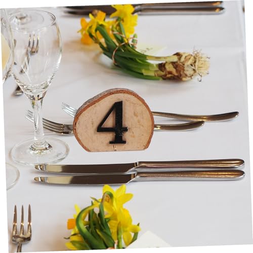 Numéro de table en bois au design simple et chic pour réception - 5