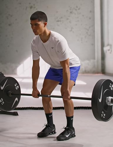 Image of Nike Men's Form Dri-FIT 7 inch Workout Shorts; Unlined Training Shorts