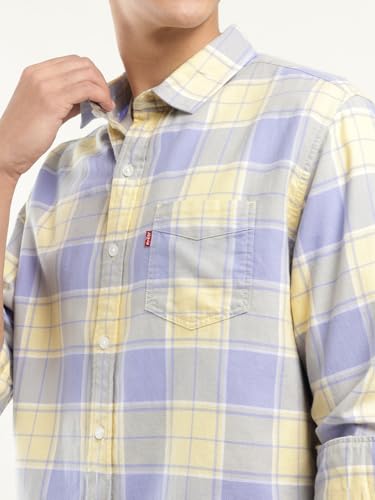Image of Levi's Men Cotton Checkered Slim Fit Shirt