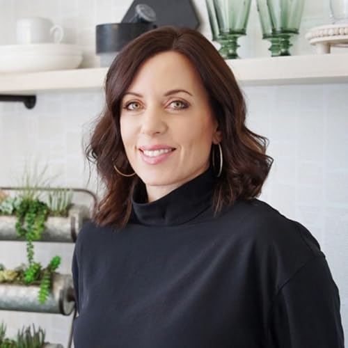 Lisa Simonsen packs eggs for a living...just kidding. If you're looking for a designer's view of front of pack labels that ar