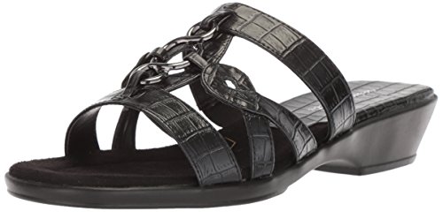Easy Street Women's Torrid Flat Sandal
