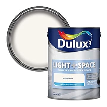 Dulux Light & Space Matt Emulsion Paint For Walls And Ceilings - Absolute White 5 Litres
