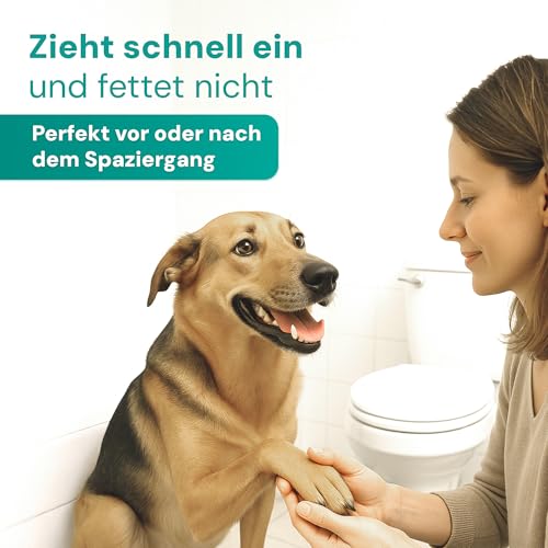Emmi-pet Pfötchenpflege 2in1 Natur 50 ml – Veganer Pfotenbalsam Hund mit Sheabutter, Kokosöl & Kräuterextrakten, schützt & regeneriert - gegen Risse & raue Ballen, Natürlich - zieht schnell EIN