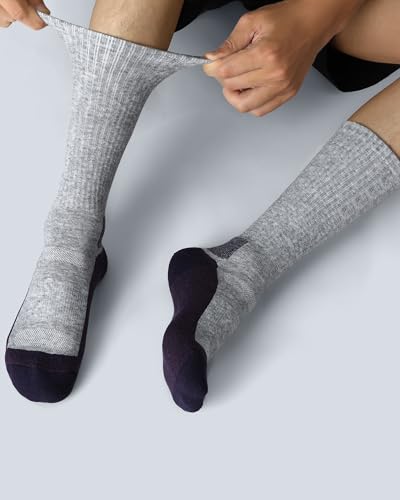 Image of WANDER Merino Wool Crew Socks 3 Pairs Lightweight Cushion Boot Sock