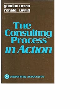 Paperback The consulting process in action Book