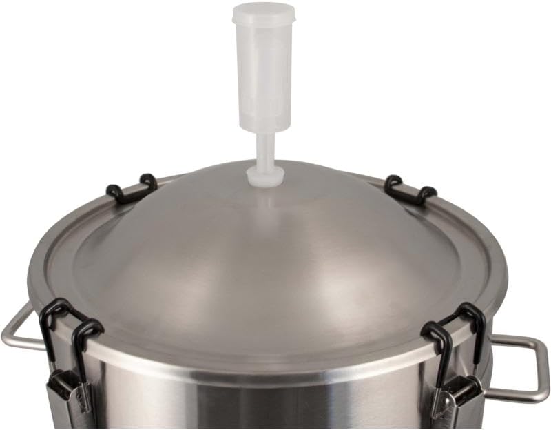 Close-up of the fermenter lid with airlock installed.