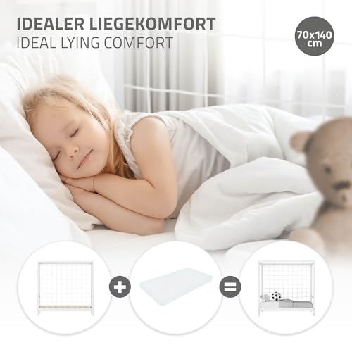 ML-Design Cama Infantil con Portería de Fútbol 70 x 140 cm de Madera de Pino Color Blanco, Cuna Individual para Niño con Somier de Láminas y Red, Litera Maciza Juvenil con Puerta de Juego y Deporte - imagen 5