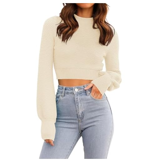 25 Cozy Winter Outfit Ideas for Women (Style Guide) Cropped Sweater