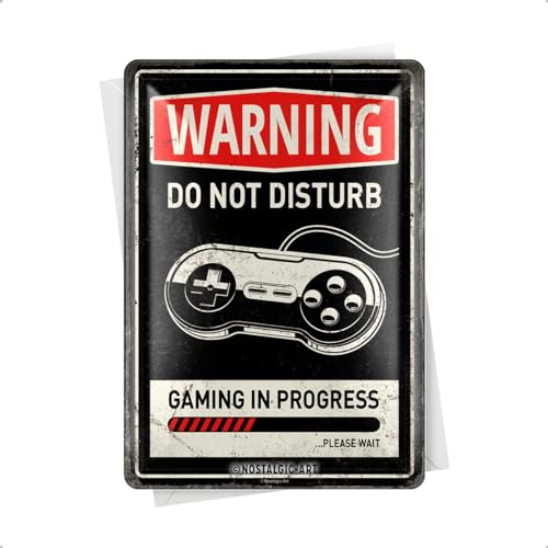 Nostalgic-Art Carte postale rétro en tôle - 10 x 14 cm - Gaming in progress - Idée de cadeau pour les joueurs - Mini plaque en métal comme carte de vœux