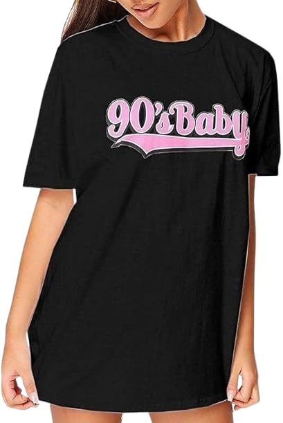 T-shirt surdimensionné femme 90s pour cacher les formes avec style