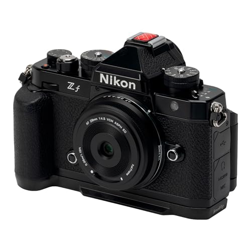 Image of VILTROX 28mm f4.5 Pancake Lens Z, AF 28mm f4.5 Z Mount Lens for Nikon, Full Frame Z Mount for Nikon Z7ii Z8 Z5 Zfc Z6ii Z6iii Z50 Zf