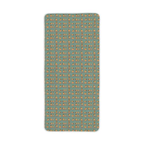 Toalla de terciopelo coral con estampado de carlino suave para el baño y el hogar 3