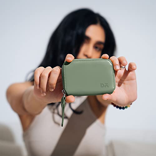 Image of DailyObjects Sap Green Zipper Slim Card & Coin Wallet | Made with Vegan Leather Material | Carefully Handcrafted | Coin Pocket