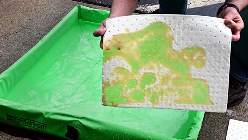 Image of FlashDry Oil Absorbent Pads - High Absorbency of Oil-Based Liquids, Water-Repellent, Tear-Resistant, Premium Mats, Ideal for Garage, Driveway, Automotive, Marine Use, 17.5 inch x 13.5 inch, 10 Pads in Total
