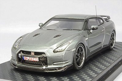 ミニカー [hpi racing] 1/43 Nissan GT-R R35 8405 Amazon.co.jp: 【hpi-racing】 1/43スケールニッサン GT-R スペックV