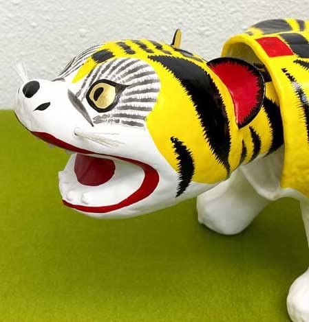 Amazon | 張り子の虎(中) 大阪張り子 五月人形 端午の節句 寅年 虎の 