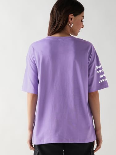 Image of Bewakoof X Garfield Garfield Women's 100% Cotton Graphic Print Oversized Fit Half Sleeve V-Neck T-Shirt | Casual wear | Streetwear | Oversized Tshirt for Woman Cotton| Baggy