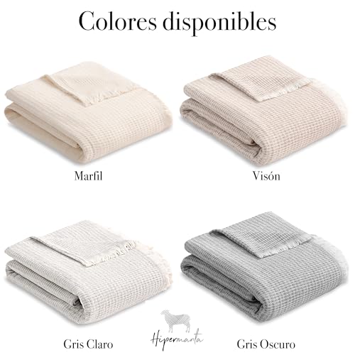 HIPERMANTA Manta Fina Muy Suave Cubresofa Multiusos. Colcha Multiusos Sofa. Plaid Sofa. Manta Calentita. Comoda Practica Suave Calida. Modelo Flam 180x240 cm Color Marfil - imagen 4