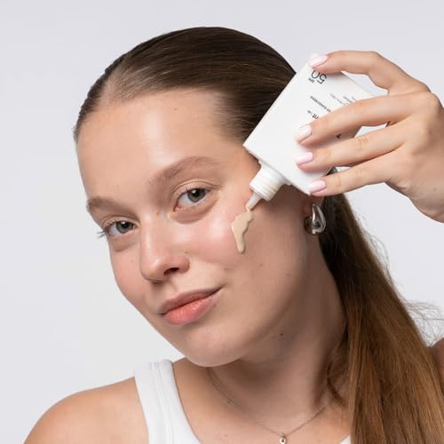 CeraVe Minerale gezichtszonnebrandcrème Sheer Tint SPF30 - View 1