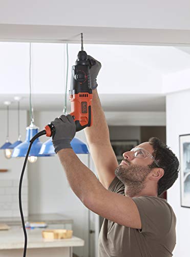 Black+Decker SDS-plus Kombihammer BEHS01 (650 Watt, 1,4 Joule, für effektives Bohren, Schlagbohren und leichte Meißelarbeiten, inkl. 2 SDS-plus Bohrer, Zahnkranzbohrfutter, Adapter) – Bild 8
