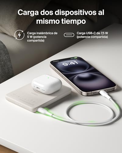 Batería externa Qi2 de 5000mAh Belkin BoostCharge con cable USB-C color beis 6
