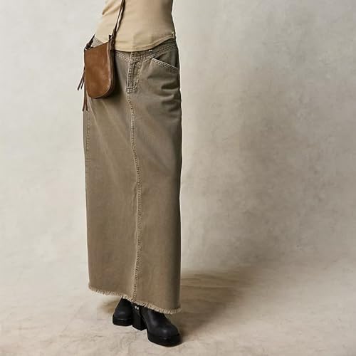 lisenraIn Women Denim Maxi Skirt Raw Hem A-Line Jean Skirt Casual Y2K Fashion High Waisted Long Denim Skirt with Pockets3